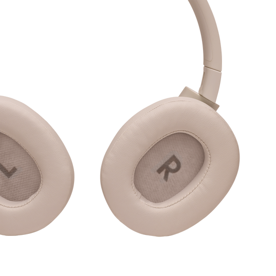 JBL Tune 710BT - Blush - Wireless Over-Ear Headphones - Detailshot 2